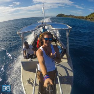 barefoot manta ray snorkel fiji yasawa islands awesome adventures