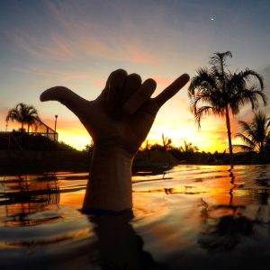 sunset shakka airlie beach whitsundays backpacker travel australia