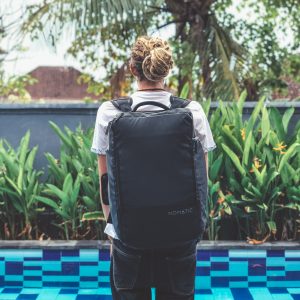 nomatic travel bag review carry on backpack luggage