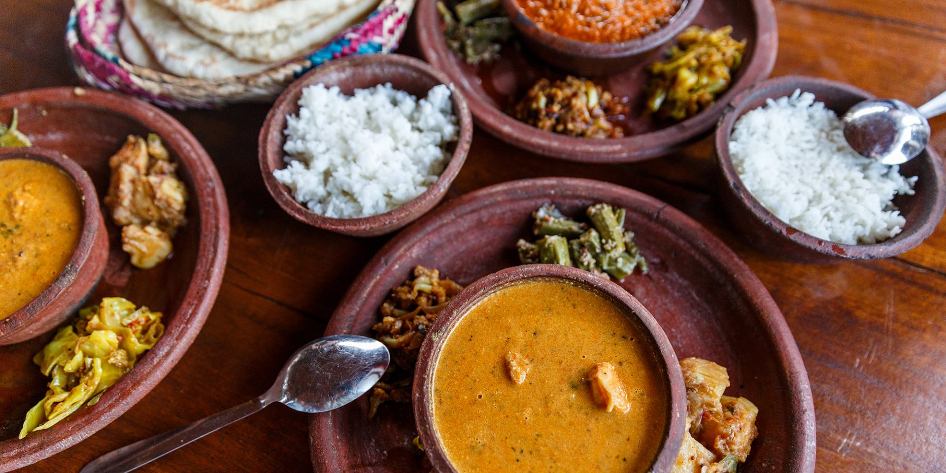 sri lanka street food guide curry roti kotthu